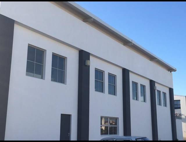 342M² WAREHOUSE RENTED IN CAPRICORN